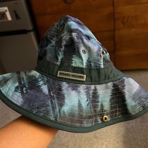 Gardening hat - Sipsey Wilder - Blue and Tree Print